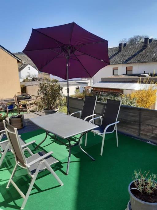 Ferienwohnung Philippi - Moselblick Mit Grosser Dachterrasse, 75 Qm, Hunde Willkommen 메링 외부 사진